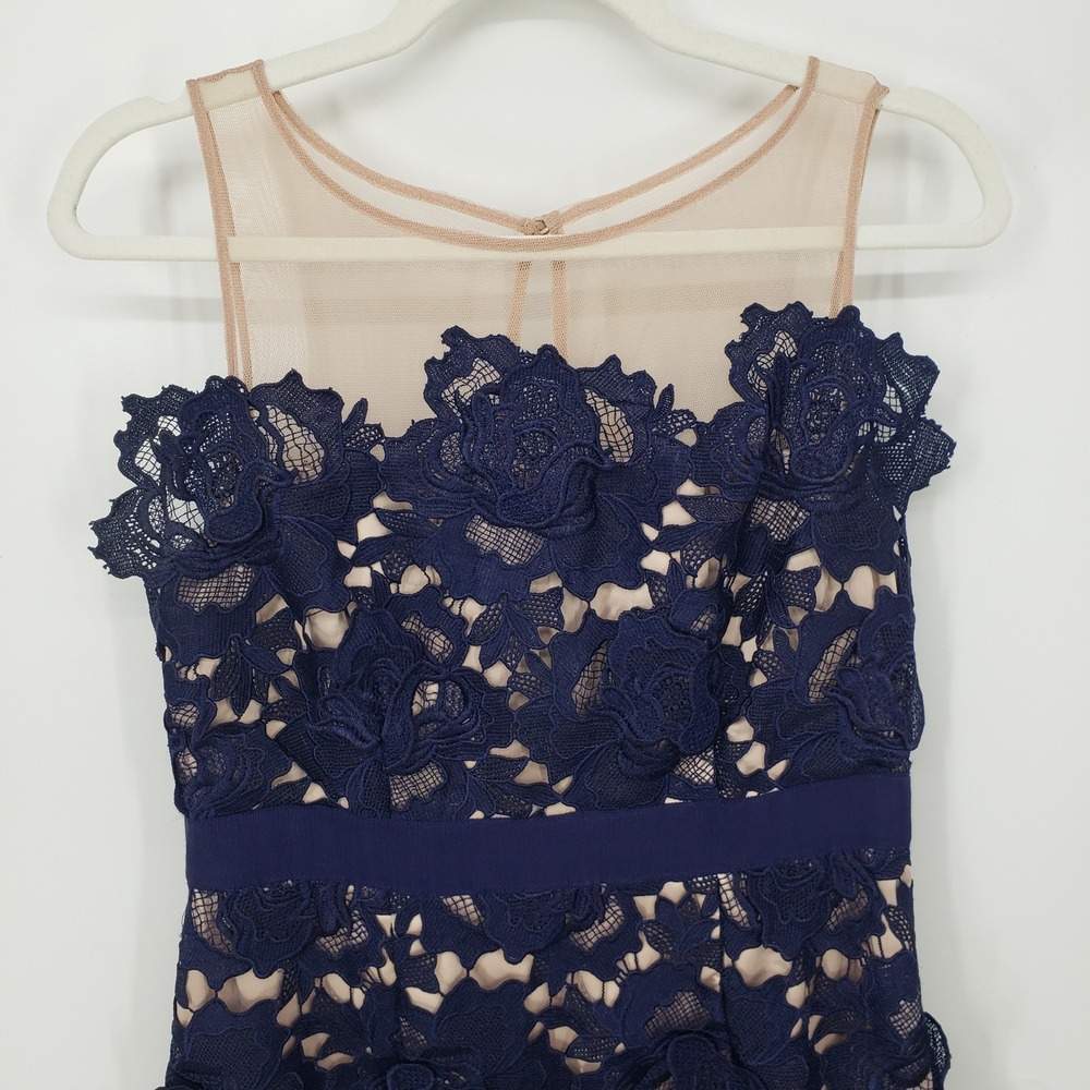 Adrianna Papell Navy Lace Floral Applique Cocktail Sheath Dress Illusion Size 6 - Picture 4 of 8